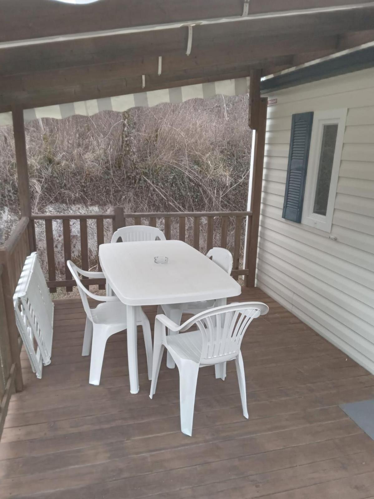 Mobile Home Sleeps 4 Monsec Exterior foto